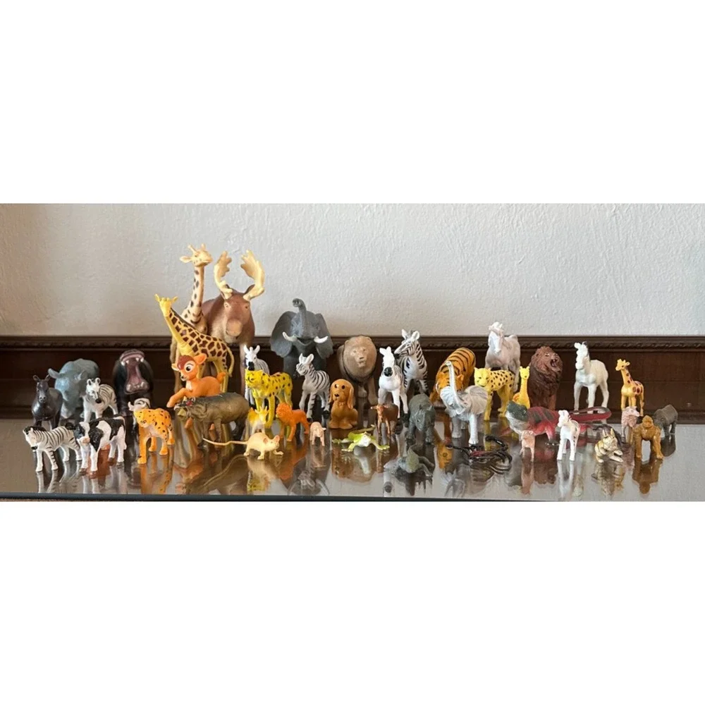 Jungle Animals Rhinos, Monkeys, Hyenas, Tigers, Elephant, Zebras‎ Lot of 47
